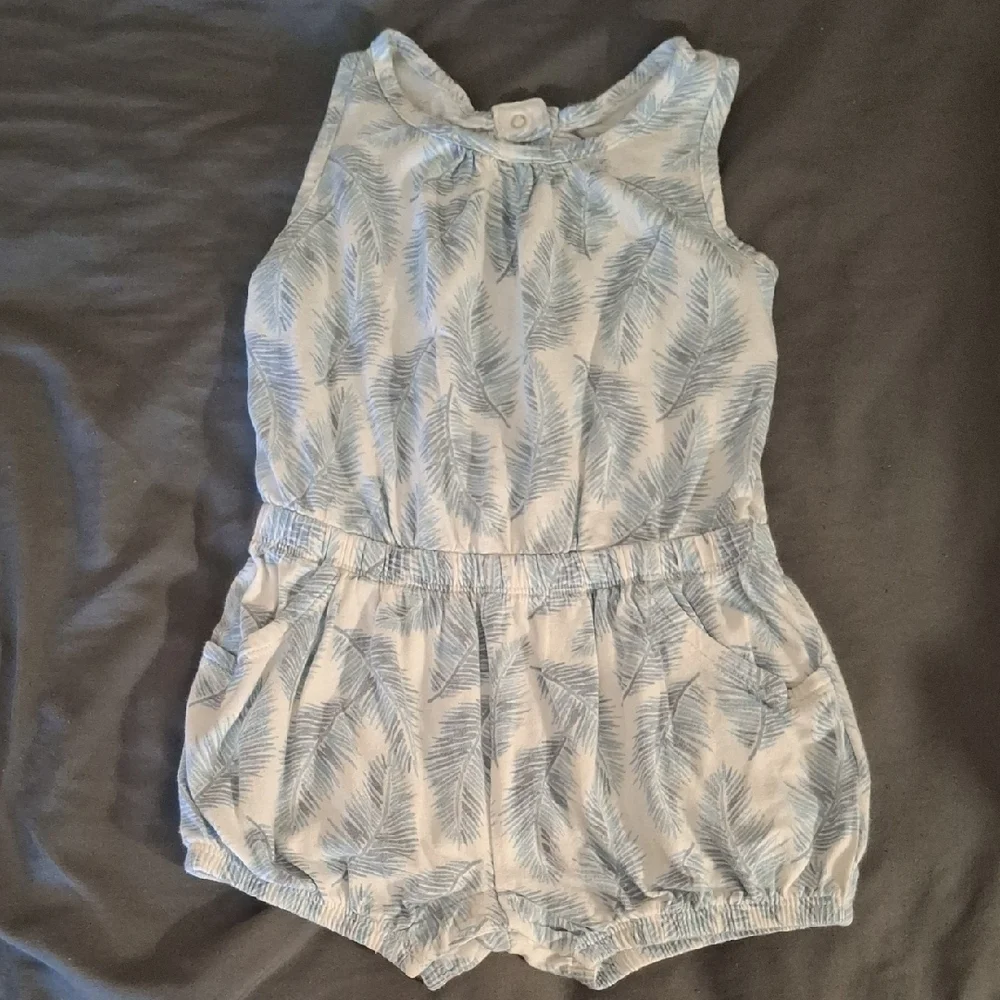 Old Navy White With Light Blue Leaf-Print Sleeveless Romper